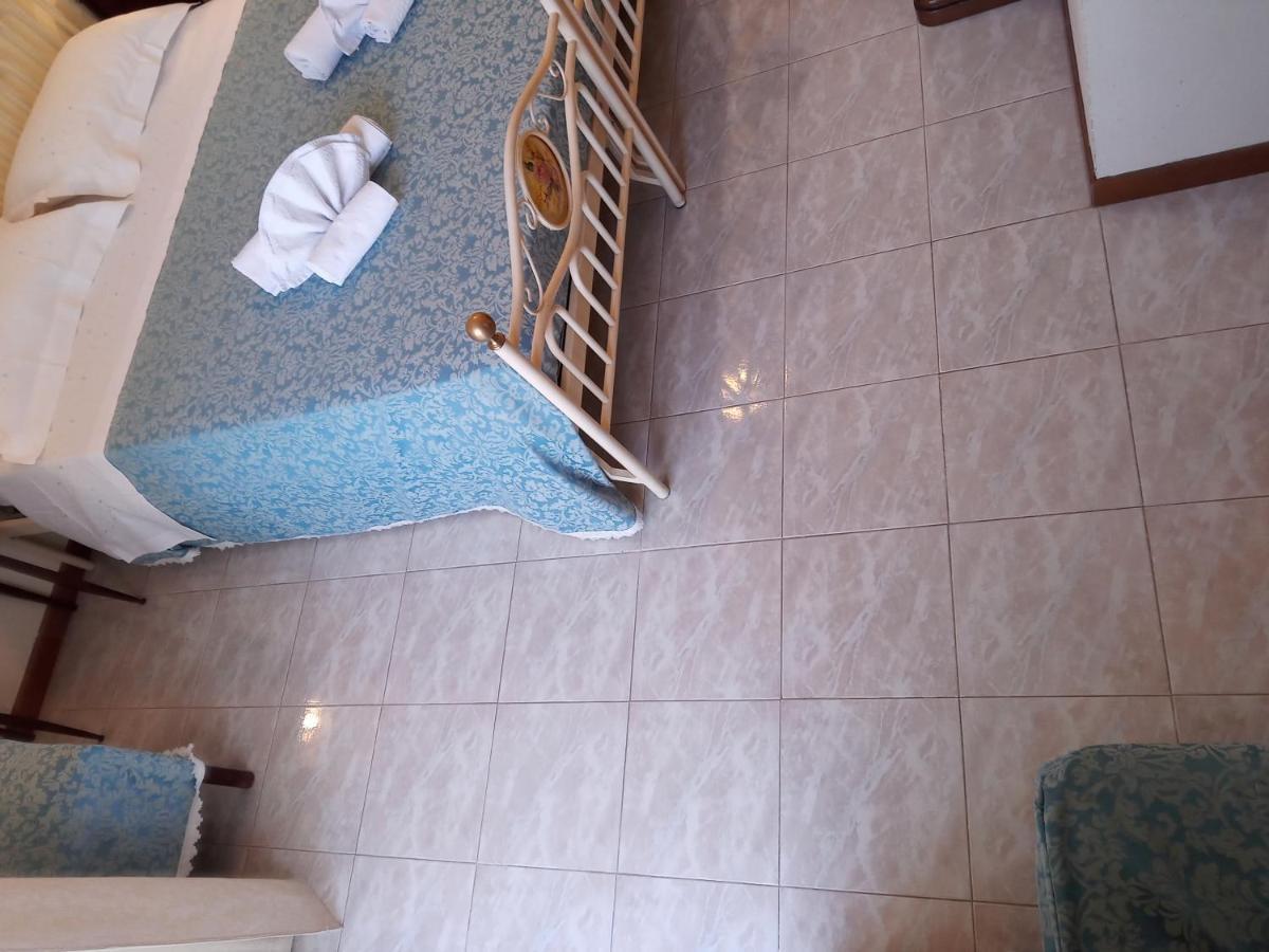 B&B Le Begonie Ascoli Piceno Exterior photo