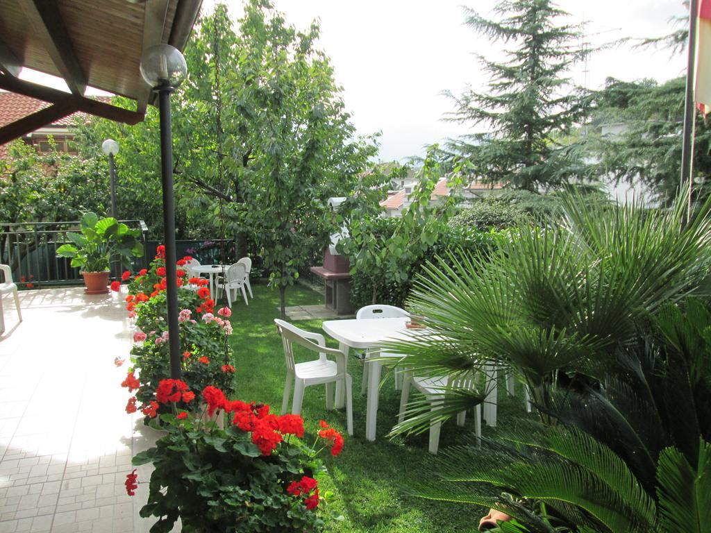 B&B Le Begonie Ascoli Piceno Exterior photo